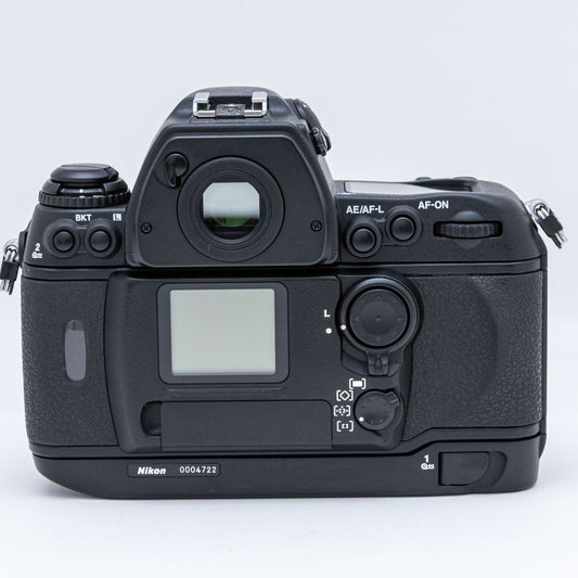 Nikon F6