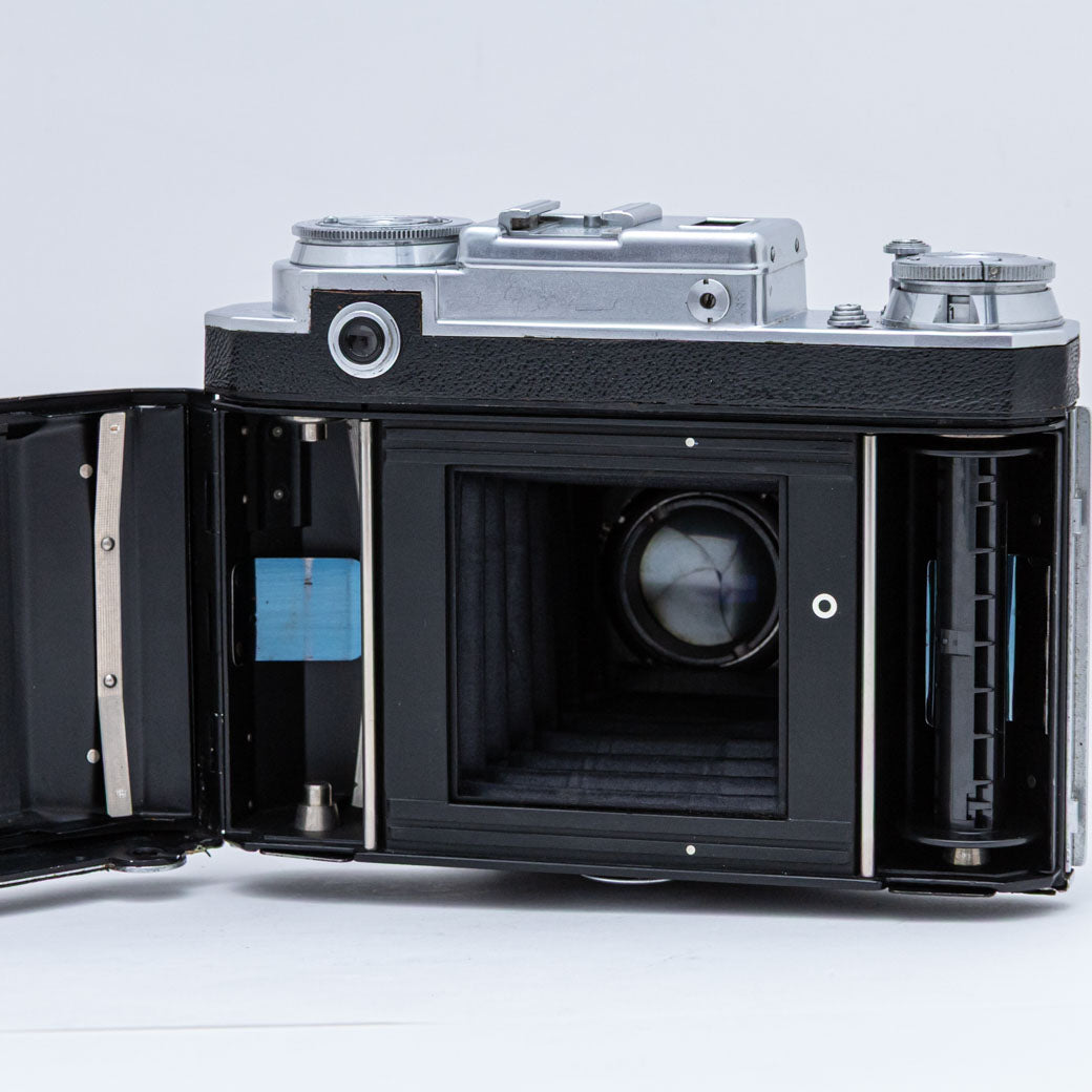 Zeiss Ikon ユニバーサルスーパーシックスV型 (Super Ikonta 533/16)