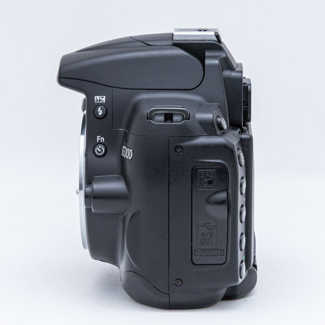 Nikon D5000