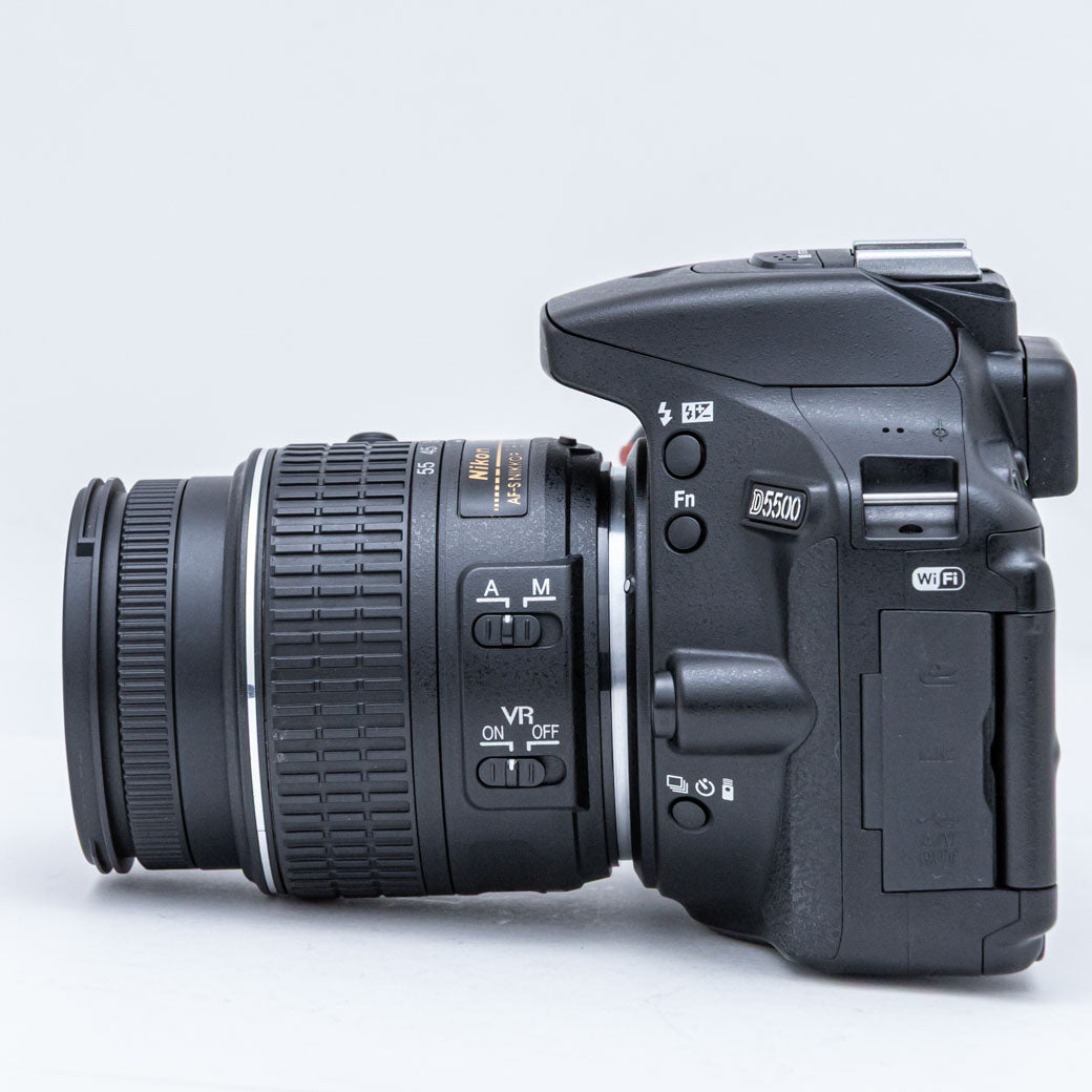 Nikon D5500, AF-S DX 18-55mm F3.5-5.6 G VR II