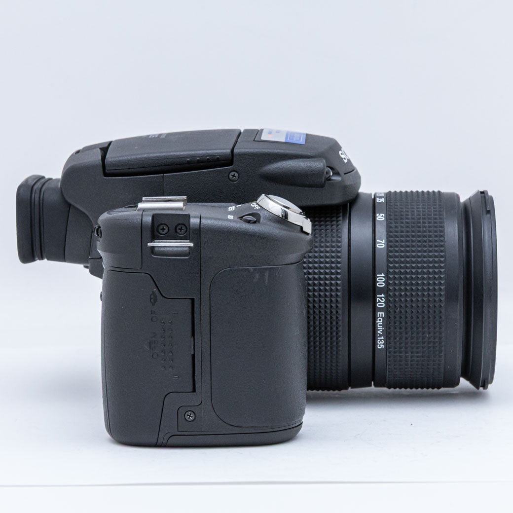 SONY DSC-R1