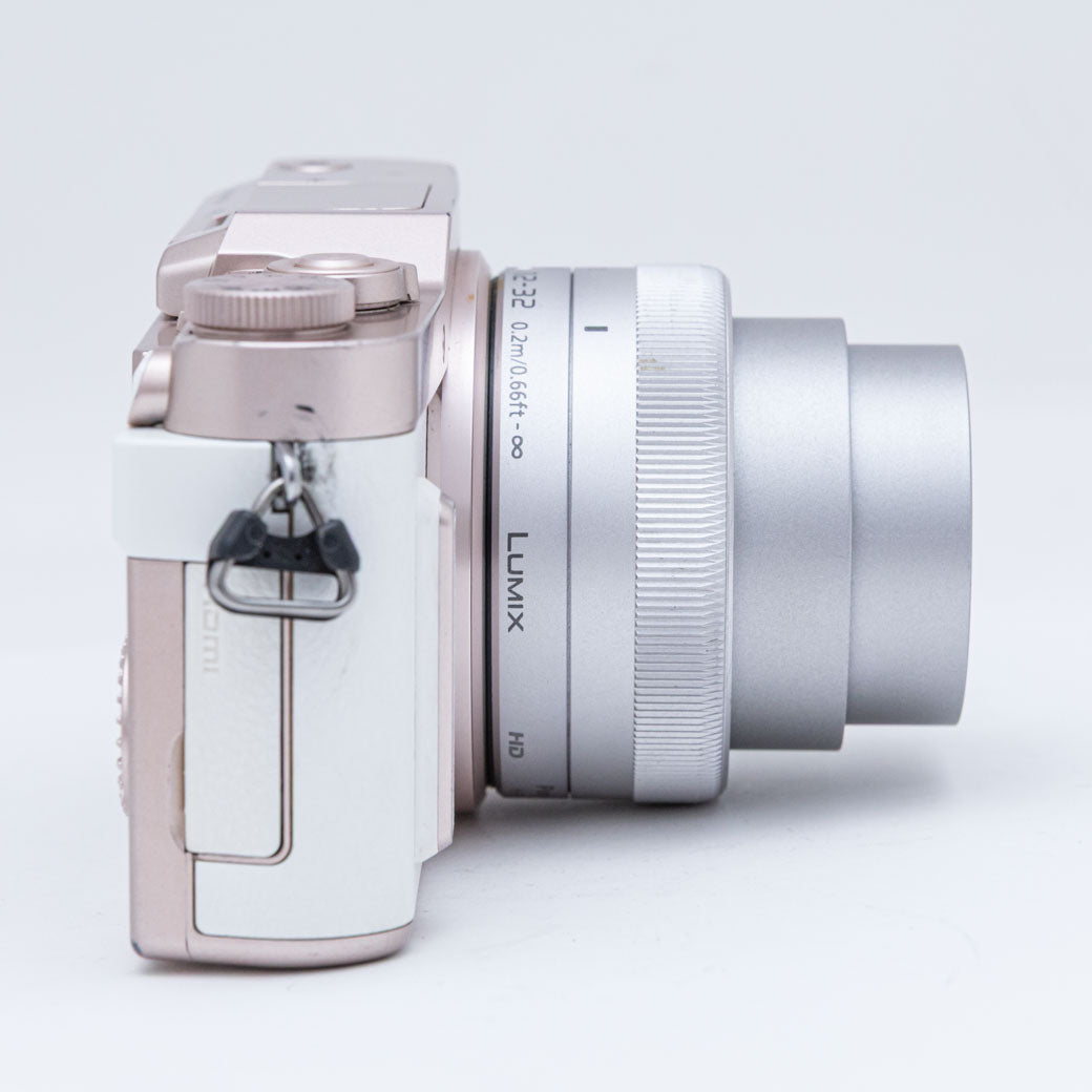 Panasonic DC-GF10, LUMIX G 12-32mm