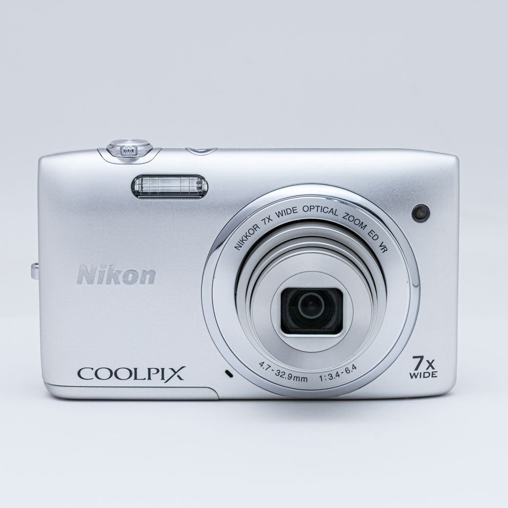 Nikon COOLPIX S3500 シルバー
