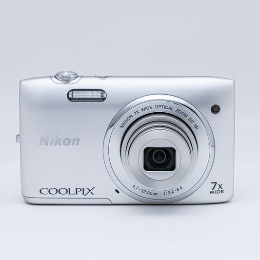 Nikon COOLPIX S3500 シルバー