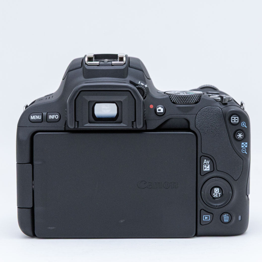 Canon EOS Kiss X9