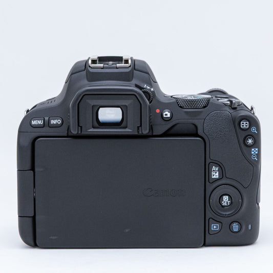 Canon EOS Kiss X9