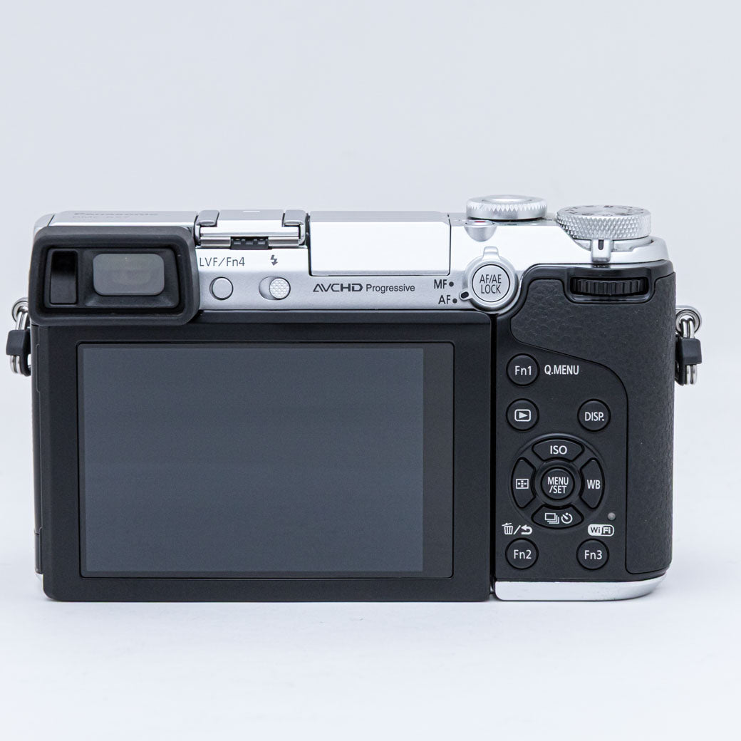 Panasonic DMC-GX7 シルバー