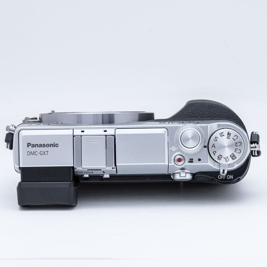 Panasonic DMC-GX7 シルバー