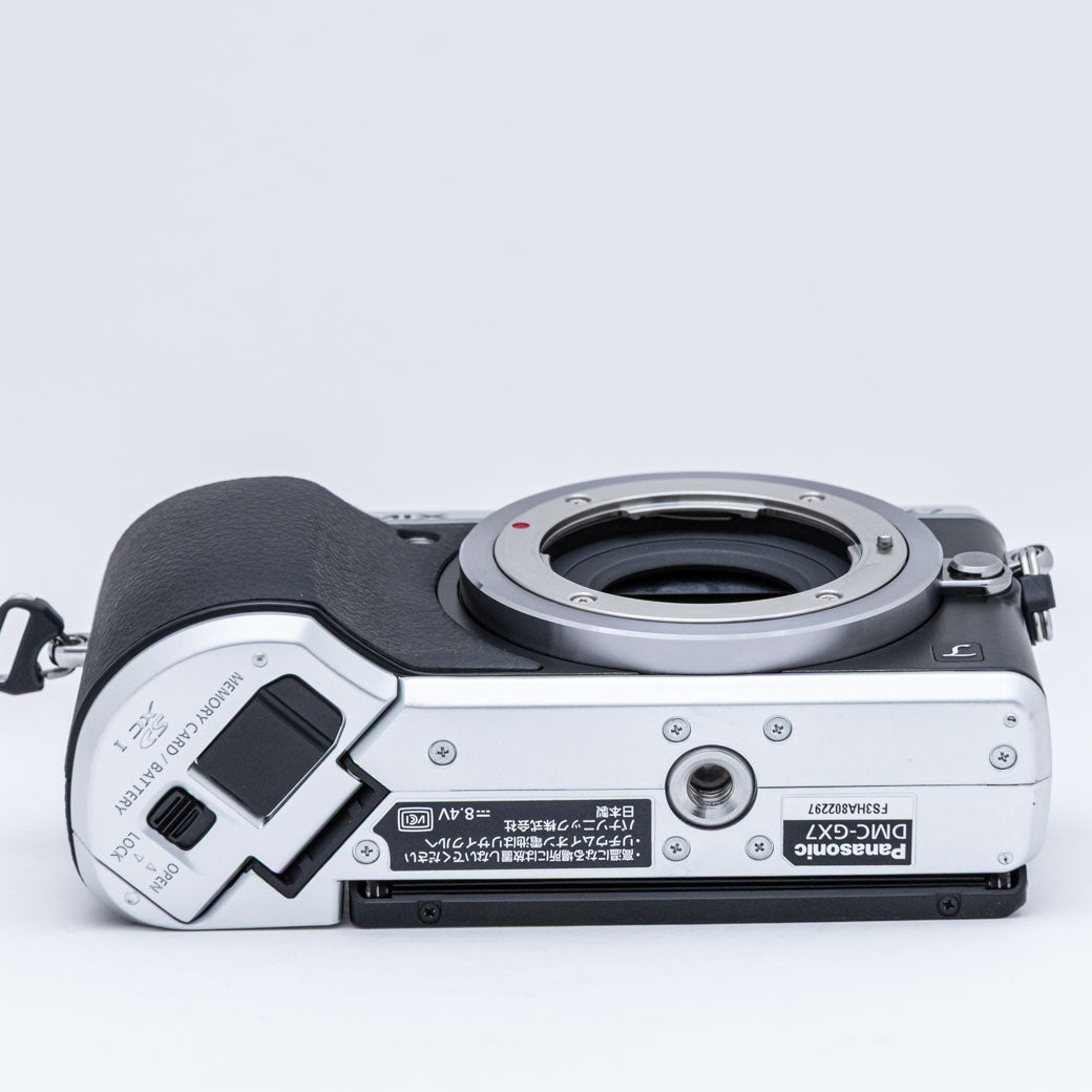 Panasonic DMC-GX7 シルバー